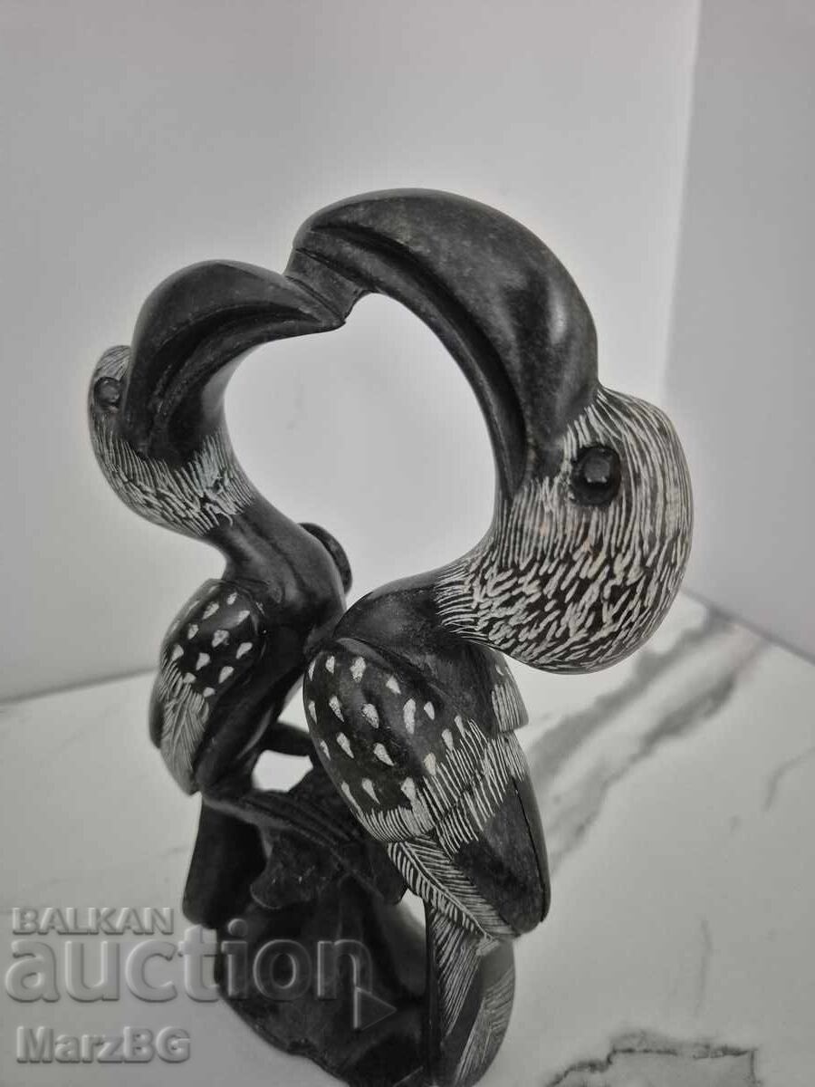 Livrarea Statuetă manuală din piatră de șarpe