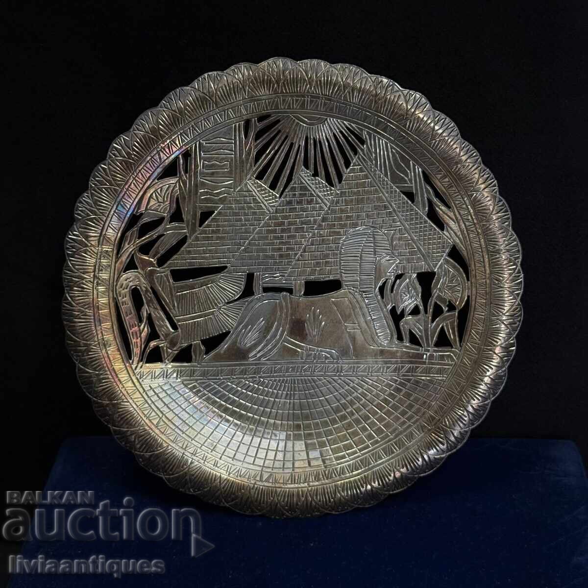 Delivery of Official Silver Presentation Plaque from Egypt Delivery of Official Silver Presentation Plaque from Egypt