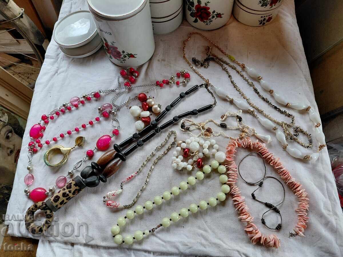 Παλιά κοσμήματα, ολόκληρα και μέρη, παρτίδα πέντε