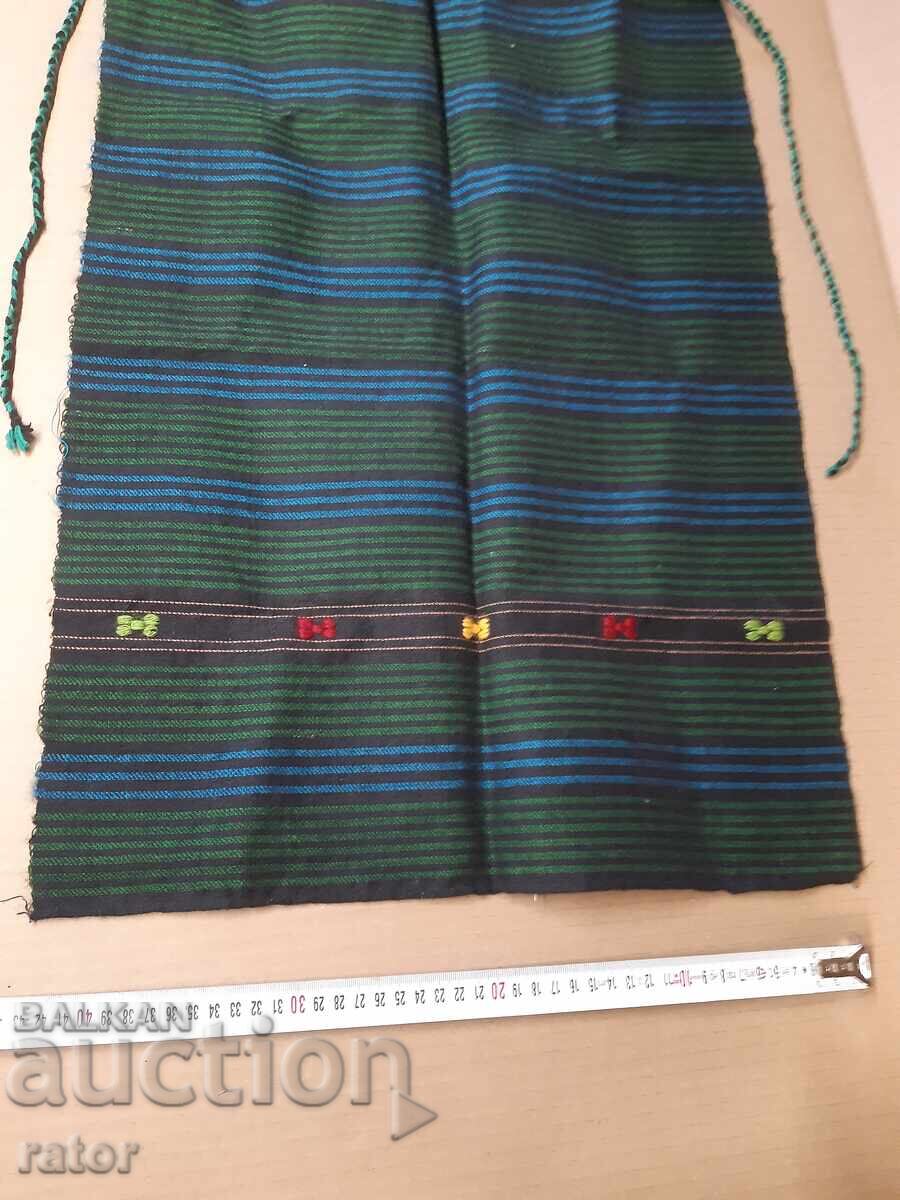 Licitație Șorț din lână țesut autentic, costum