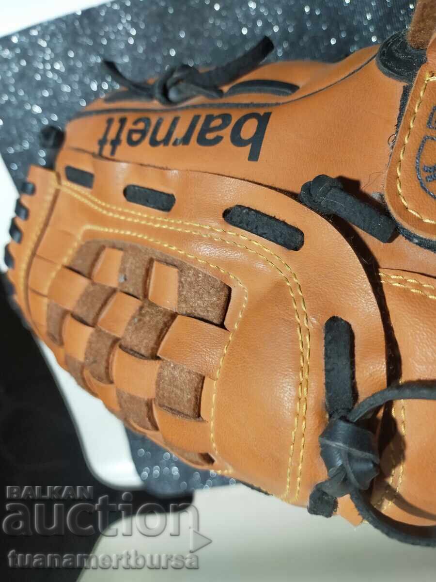 Аукцион Ръкавица за бейзбол