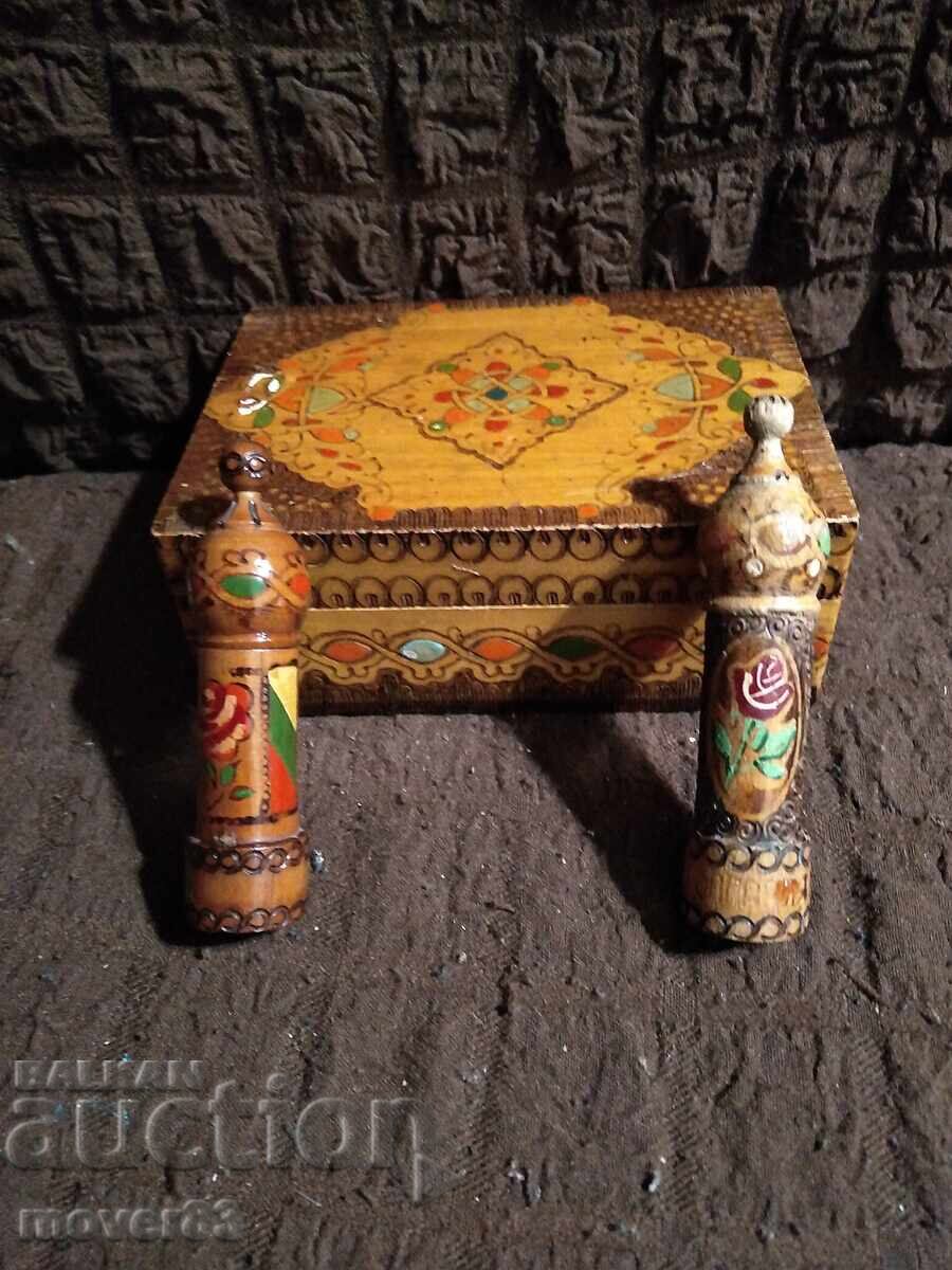 Articole din lemn. Pirografie. Set