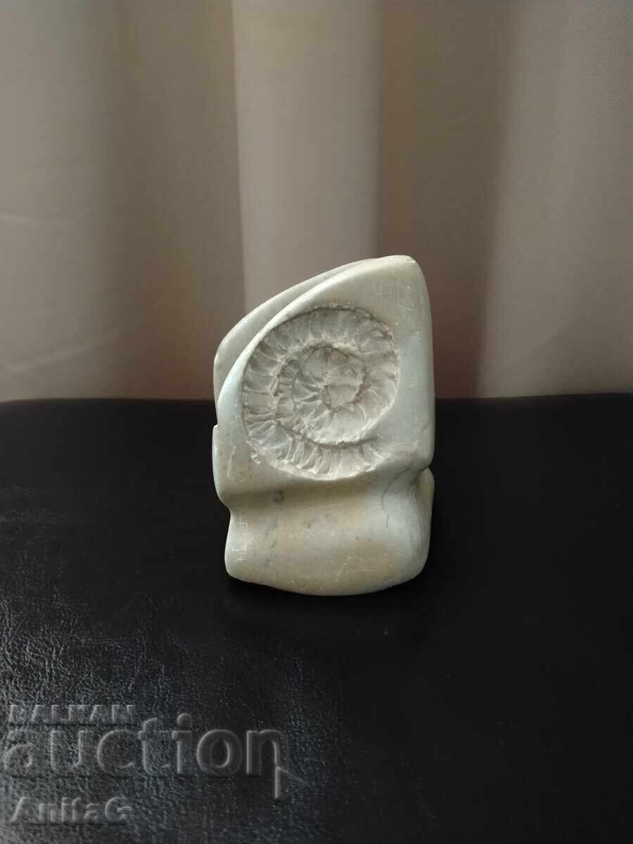 Авторска каменна скулптура „Амонит“ – ръчна изработка 11/9см с цена € 10.00 | 19.56 лв. Авторска каменна скулптура „Амонит“ – ръчна изработка 11/9см с цена € 10.00 | 19.56 лв.