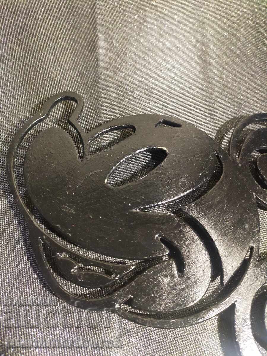 Delivery of Decorative figure