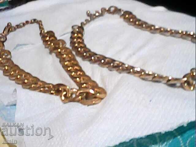 2τμχ παλιά δαμασκηνά σκουλαρίκια επιχρυσωμένα περίπου 100γρ 2τμχ παλιά δαμασκηνά σκουλαρίκια επιχρυσωμένα περίπου 100γρ