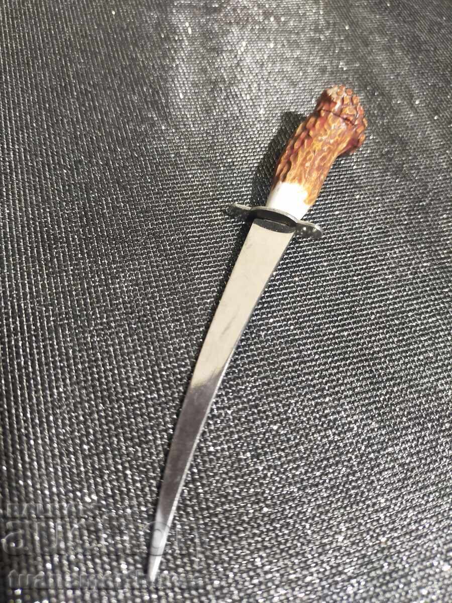 Licitație Cuțit decorativ