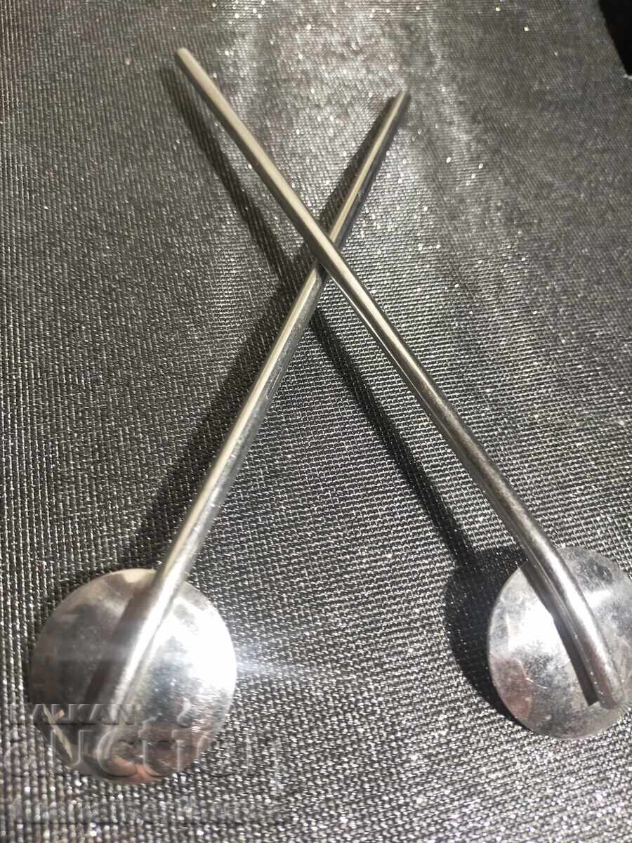 2 μεταλλικά κουτάλια με τιμή € 4.00 | 7.82 BGN