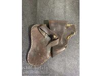 Toc din piele pentru pistol