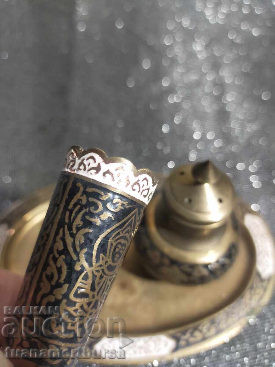 Διακοσμητικό αλατιέρα και θήκη για οδοντογλυφίδες με τιμή € 10.00 | 19.56 BGN