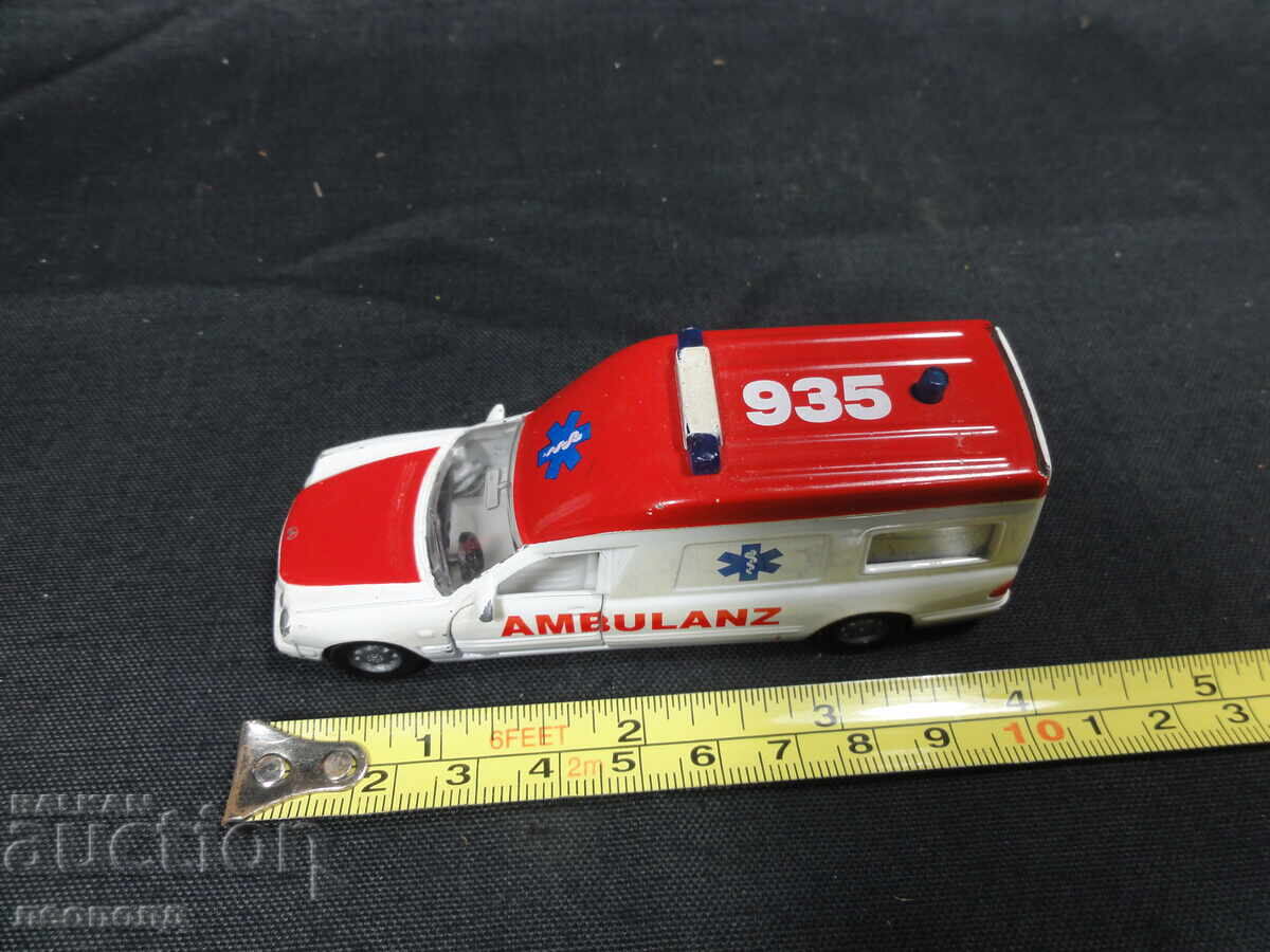 VECHI RETRO METALIC CAMIONETĂ SIKU MERCEDES BINZ AMBULANȚĂ - 7
