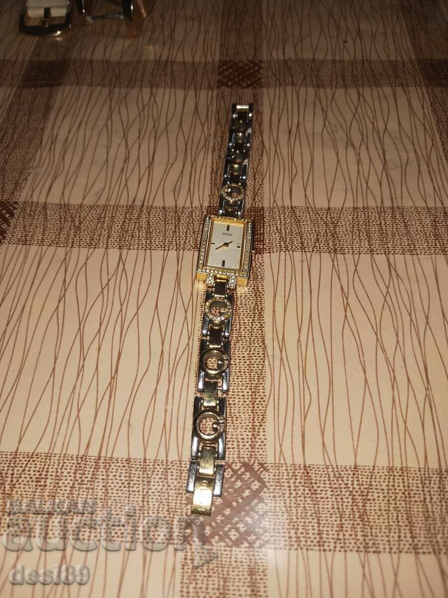 Guess watch gold-plated. WORKING - 5