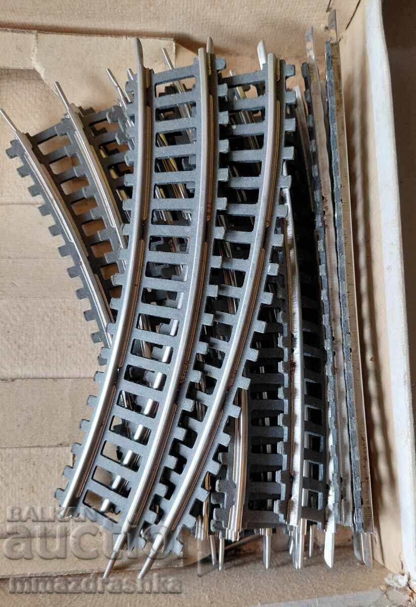 Τρενάκι από τη σοσιαλιστική εποχή - 5