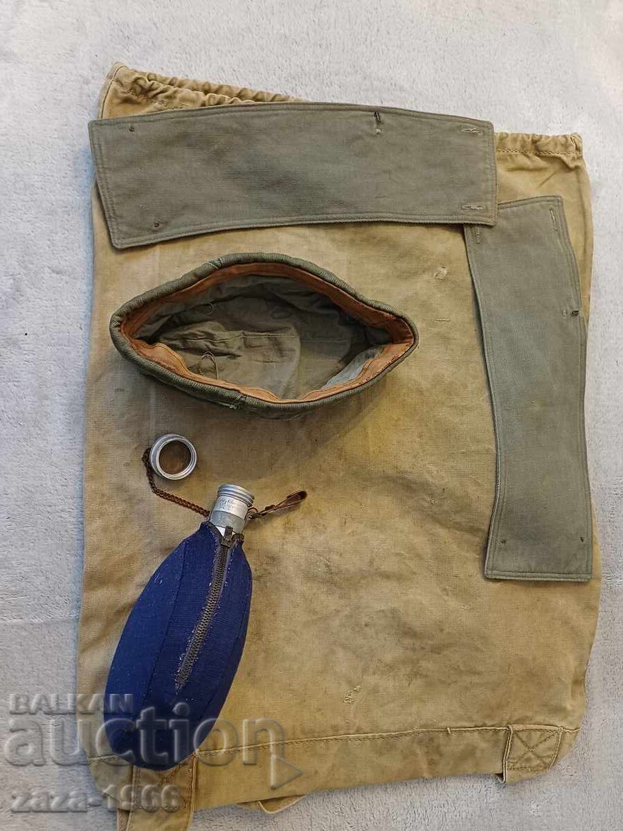 Lot de articole militare cu preț € 4.00 | 7.82 BGN