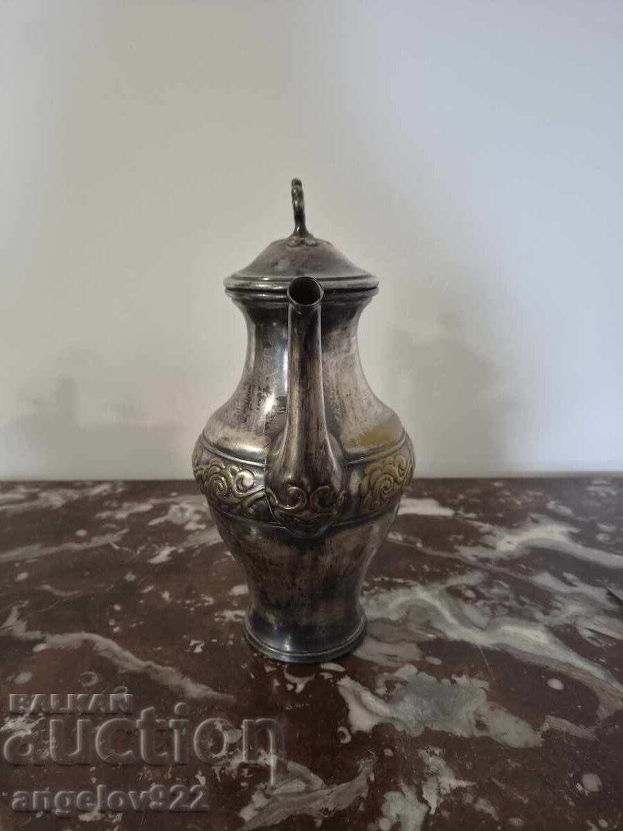 Livrarea Ceainic din metal placat cu argint!!! Livrarea Ceainic din metal placat cu argint!!!