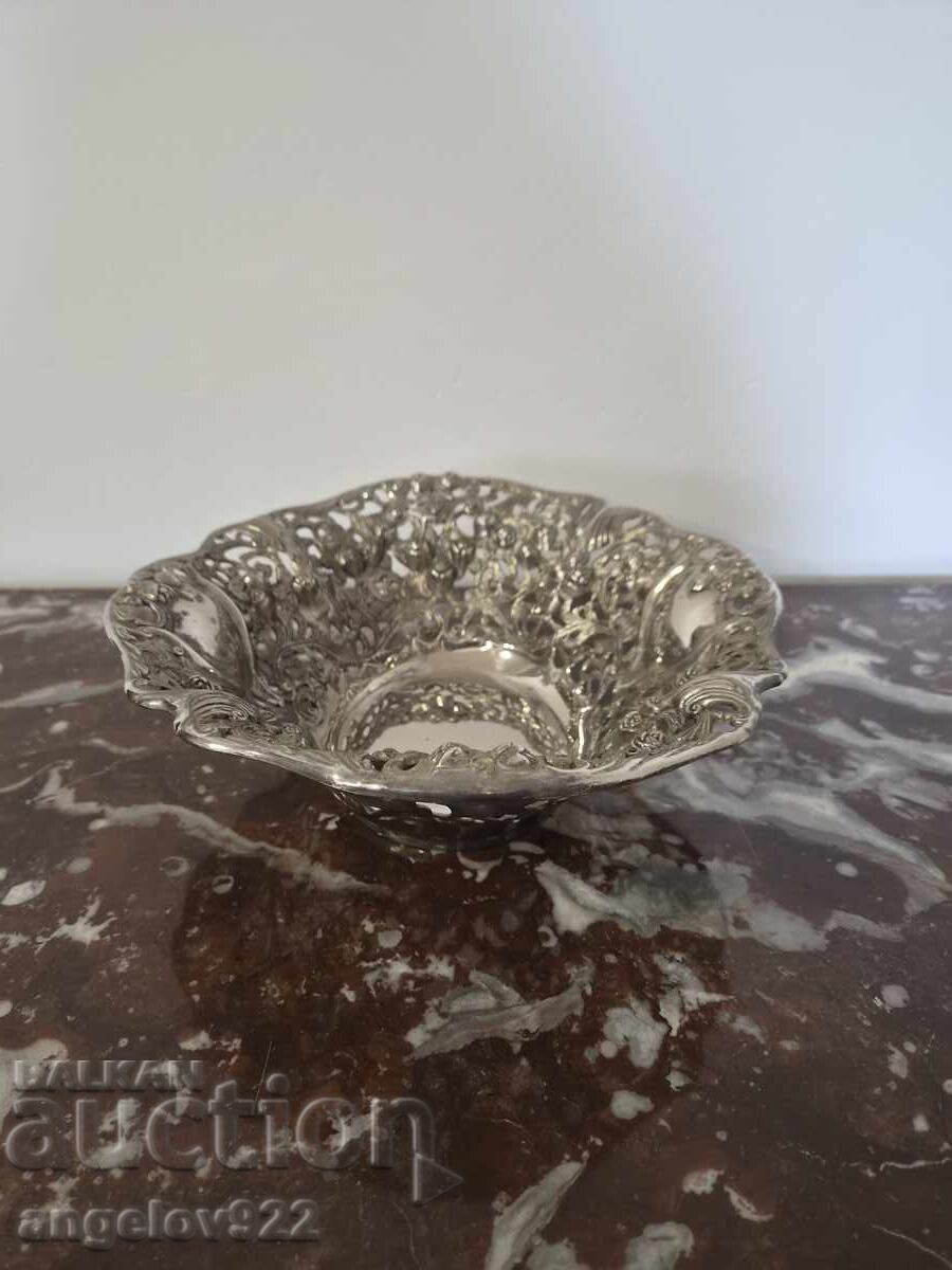 Licitație Fructieră metalică argintată!!! Licitație Fructieră metalică argintată!!!