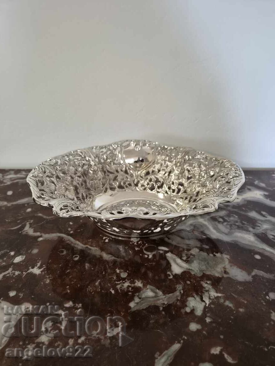 Livrarea Fructieră metalică argintată!!!