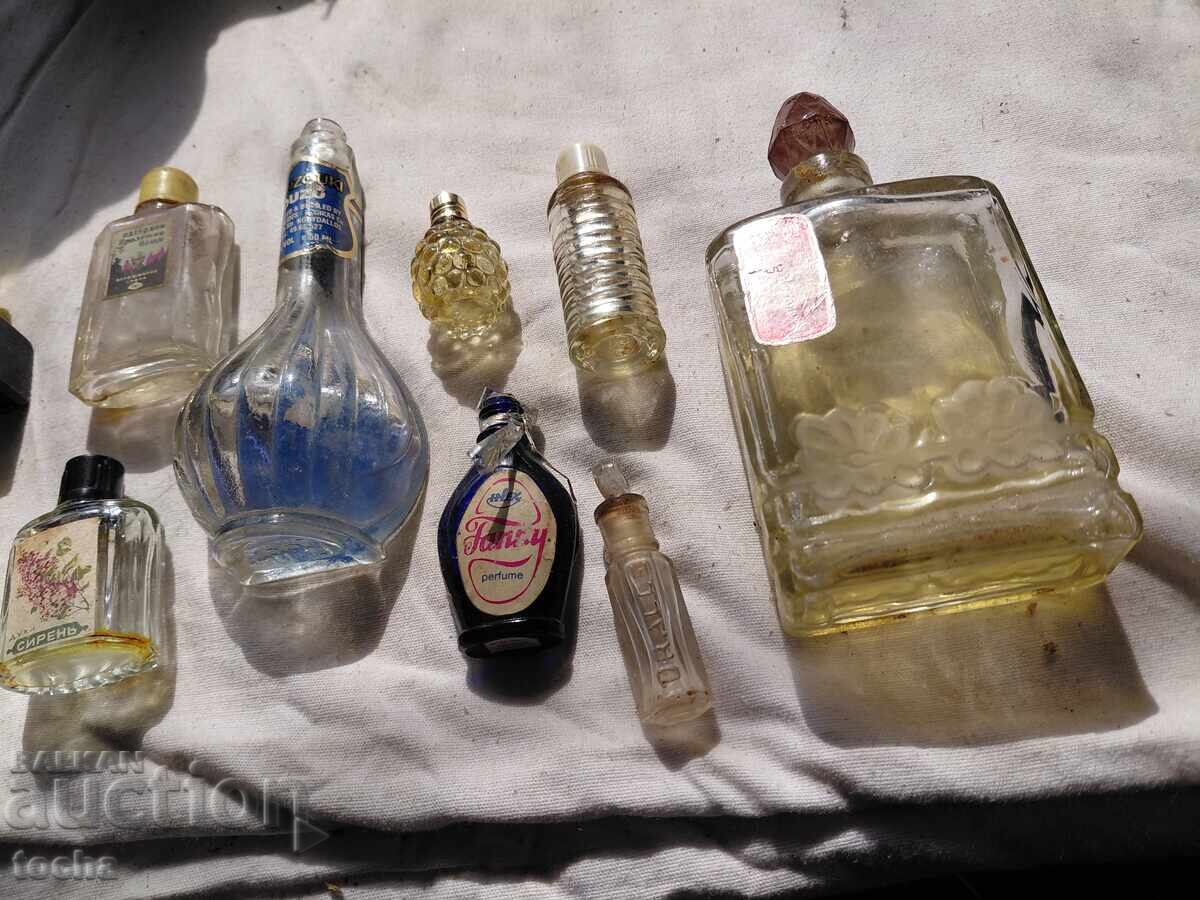 Stari shisheta ot parfyum, lot dve με τιμή € 1.09 | 2.13 BGN