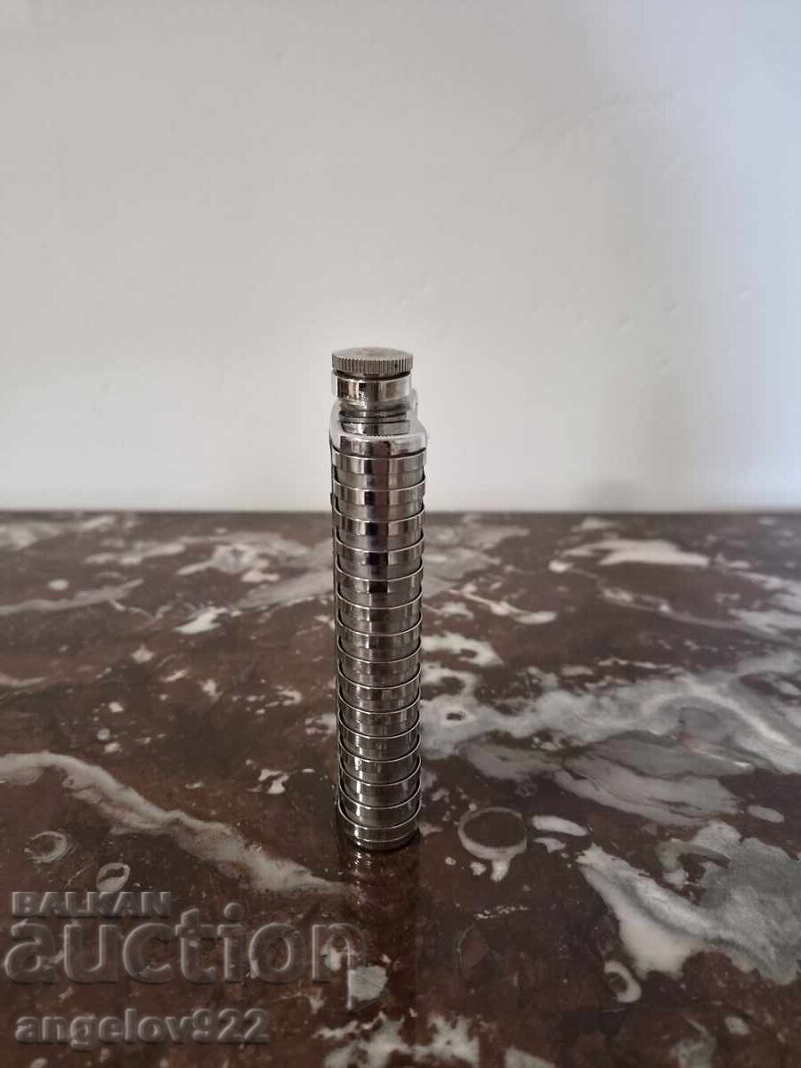 Delivery of Vintage metal flask for alcohol!!! Delivery of Vintage metal flask for alcohol!!!