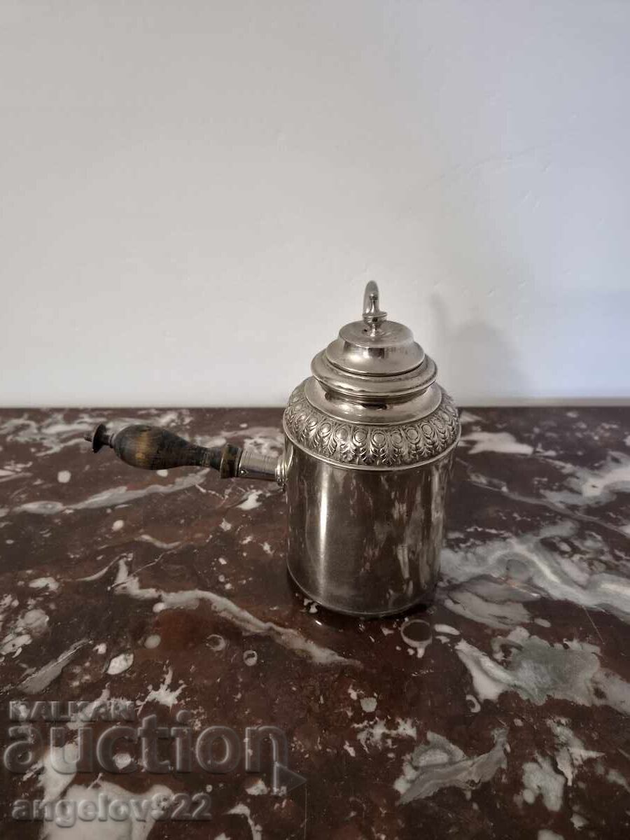 Аукцион Посребрен метален чайник!!!