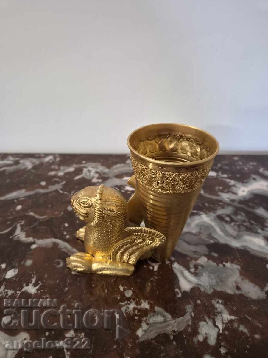 Massive bronze vase!!! with price € 6.50 | 12.71 BGN