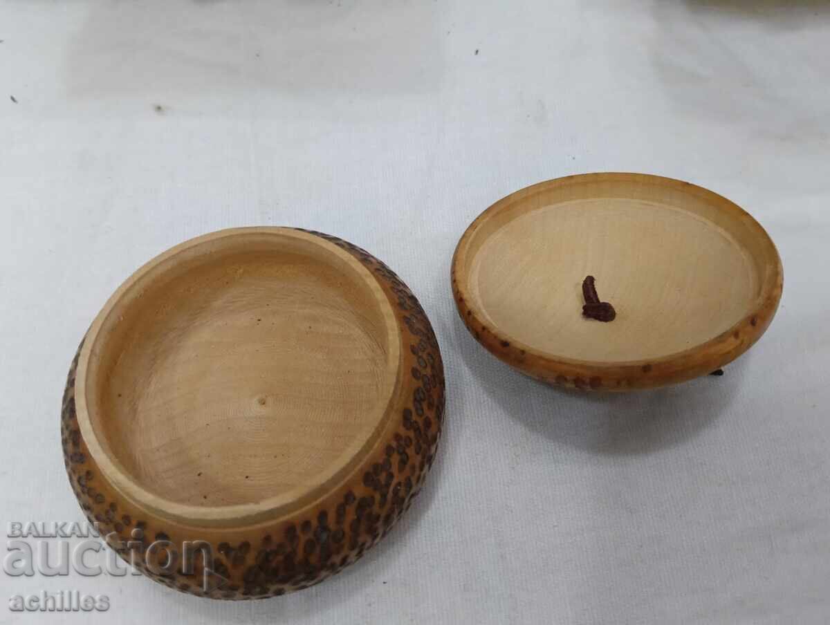 Pyrography wooden box with price € 1.00 | 1.96 BGN