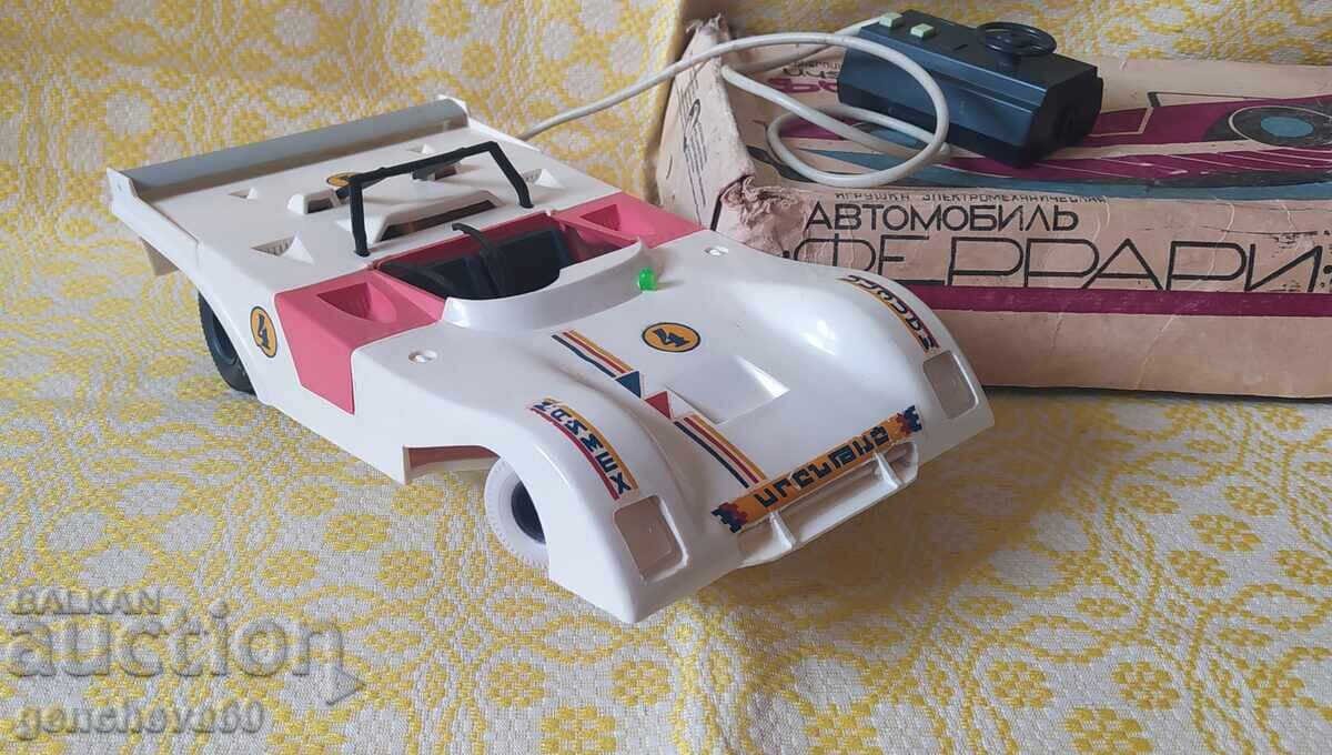РЯДКА Електромеханична играчка автомобил,,Ферари"- СССР - 6