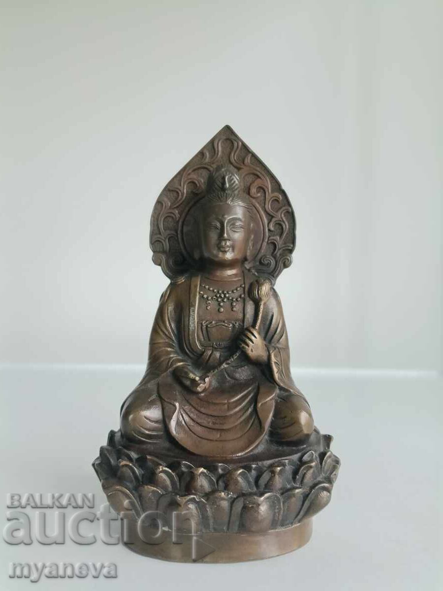 Statuetă de bronz a Guanyin, zeița compasiunii cu preț € 70.00 | 136.91 BGN