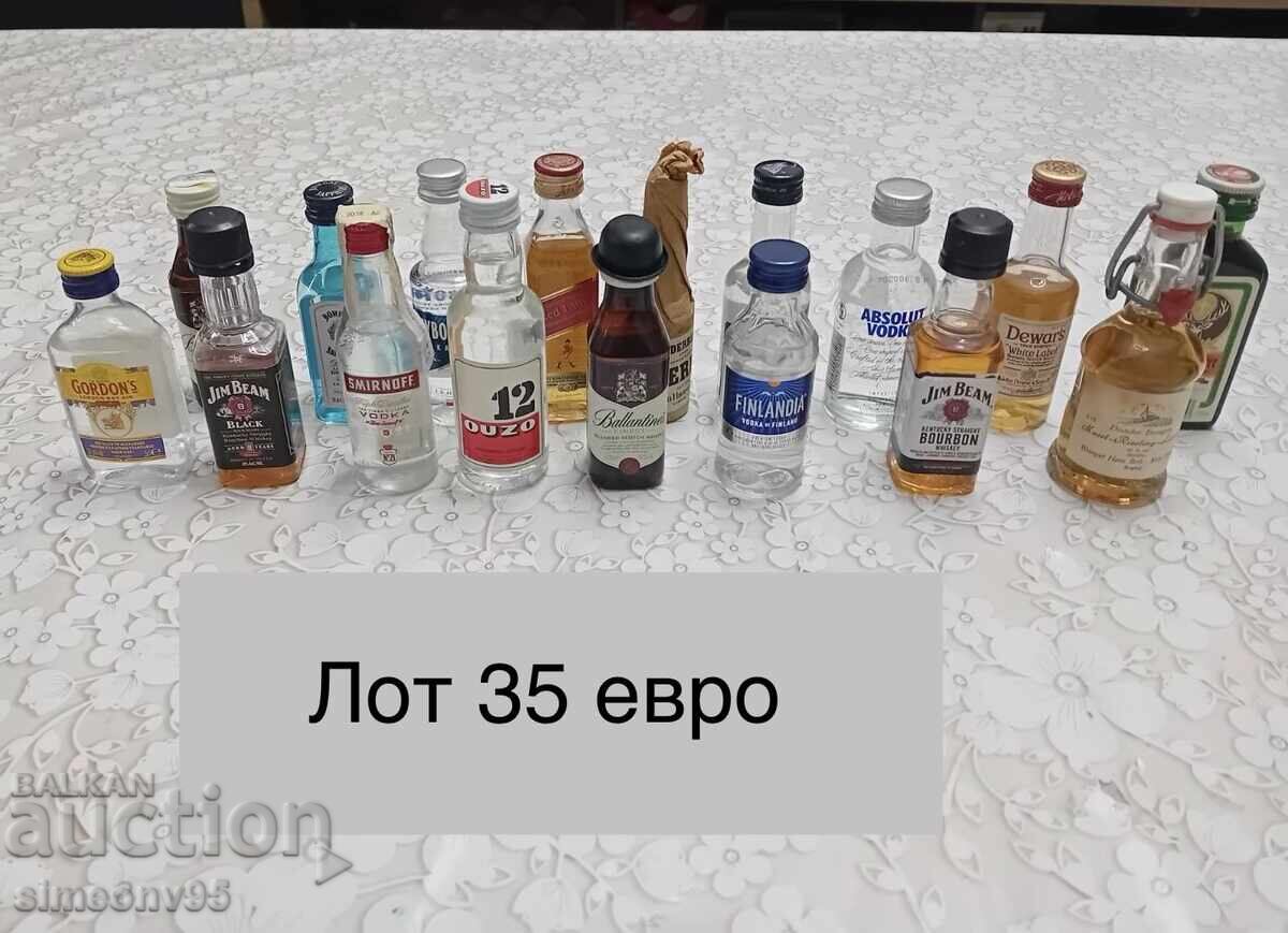 Sticle miniaturale de colecție Sticle miniaturale de colecție