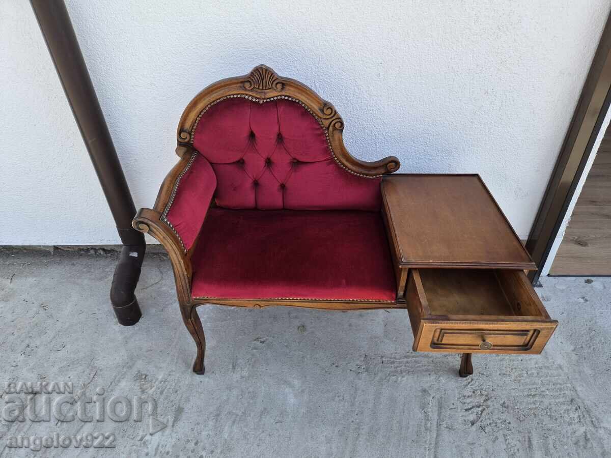 Δημοπρασία Όμορφο vintage τηλέφωνο πάγκος μασίφ!!!