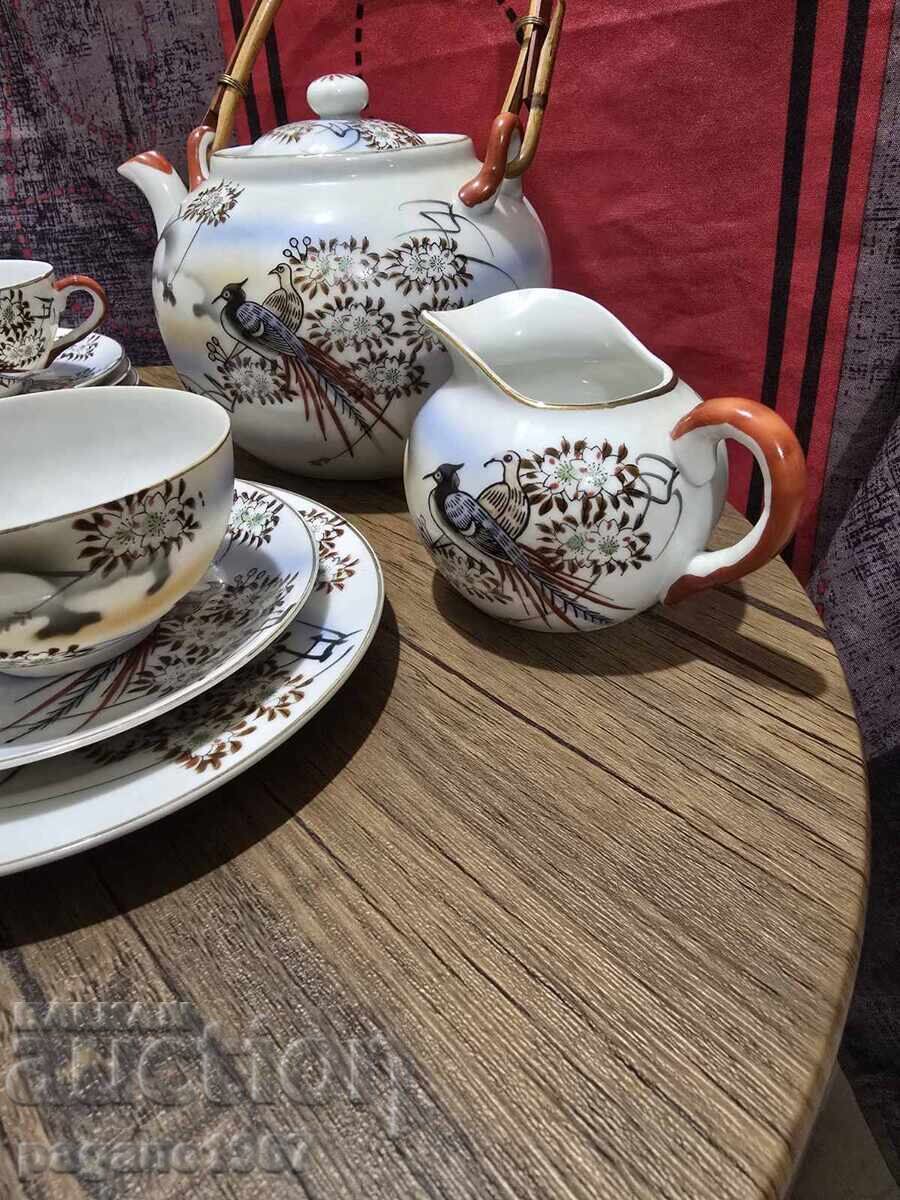 Σέρβις ιαπωνικής πορσελάνης με τιμή € 60.00 | 117.35 BGN