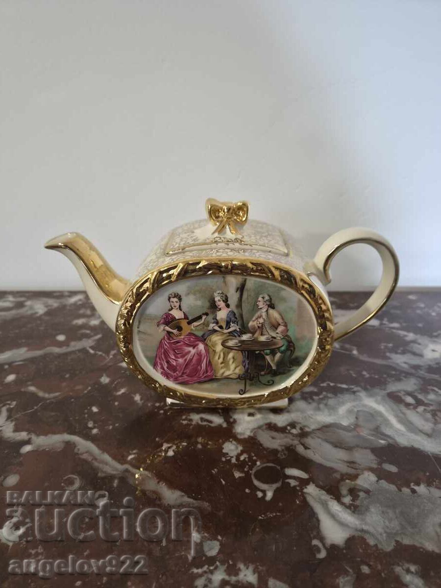 Ceainic din porțelan englezesc!!!