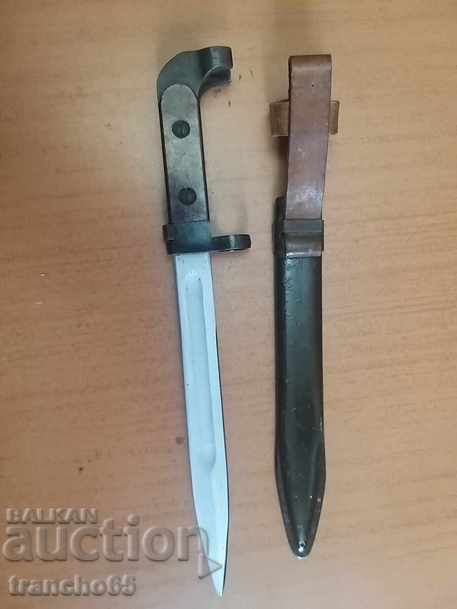 Baionetă 6×2 pentru AK-47 cu preț € 61.00 | 119.31 BGN