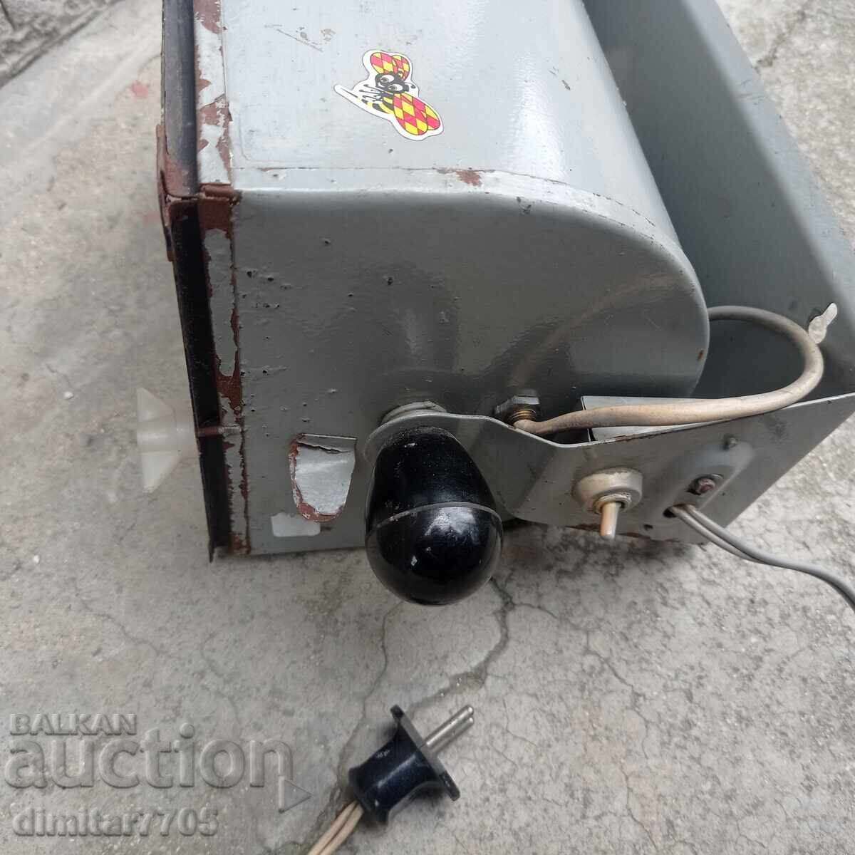 Δημοπρασία Σετ σκοτεινού θαλάμου ORWO – Λάμπα + 7 φίλτρα (18/24) Δημοπρασία Σετ σκοτεινού θαλάμου ORWO – Λάμπα + 7 φίλτρα (18/24)