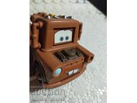 O mașină de jucărie