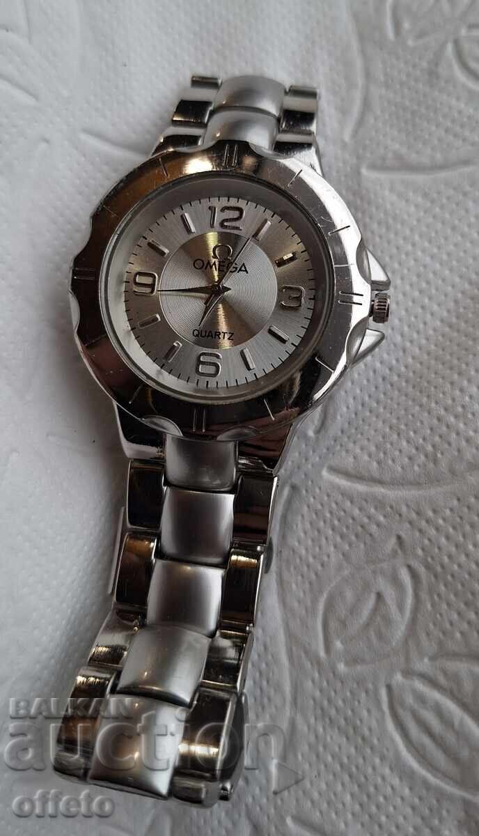 ЧАСОВНИК с цена € 1.61 | 3.15 лв.