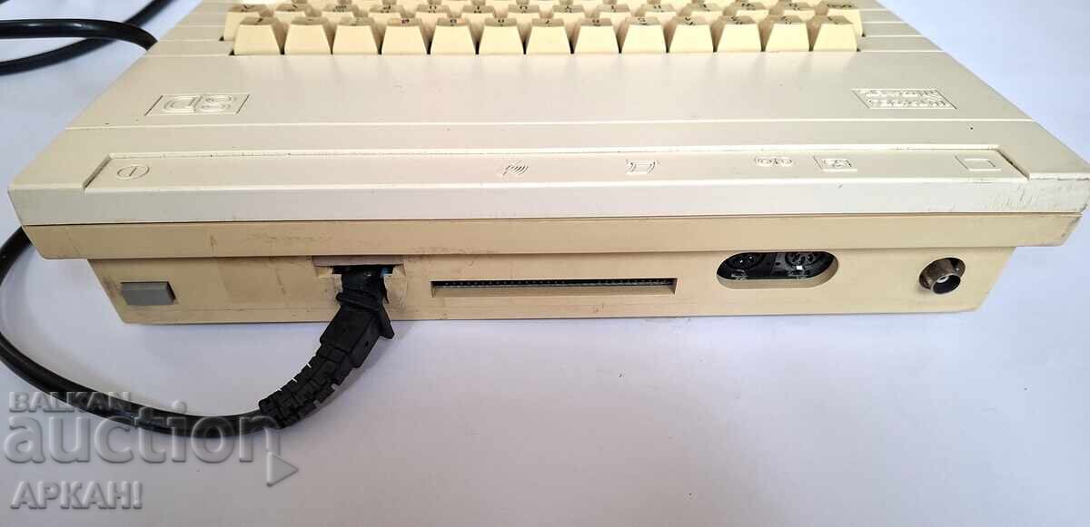 Livrarea Calculator de casă Pravets 8D din 1987. Funcționează Livrarea Calculator de casă Pravets 8D din 1987. Funcționează