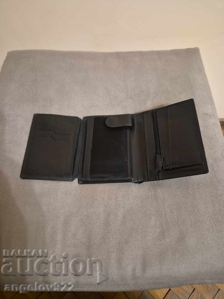 Доставка на Мъжки портфейл от естествена кожа!!! Доставка на Мъжки портфейл от естествена кожа!!!