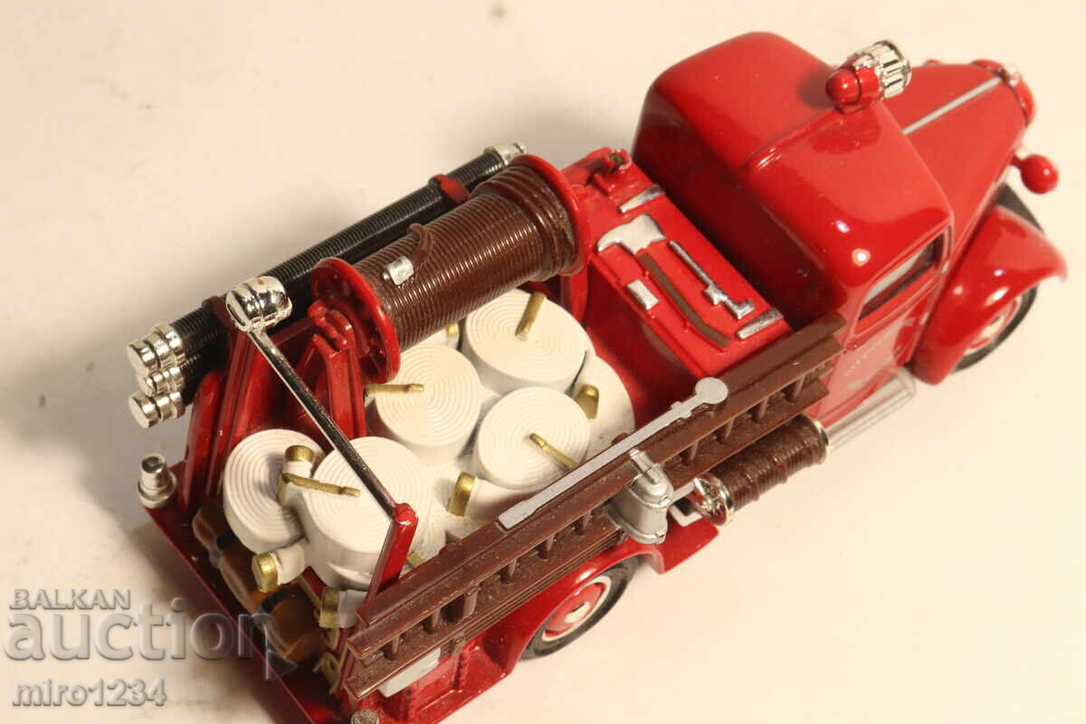 1/43 ΠΥΡΟΣΒΕΣΤΙΚΟ ΦΟΡΤΗΓΟ ΤΡΟΧΟΦΟΡΟ ΠΑΙΧΝΙΔΙ ΡΕΤΡΟ ΜΟΝΤΕΛΟ - 6
