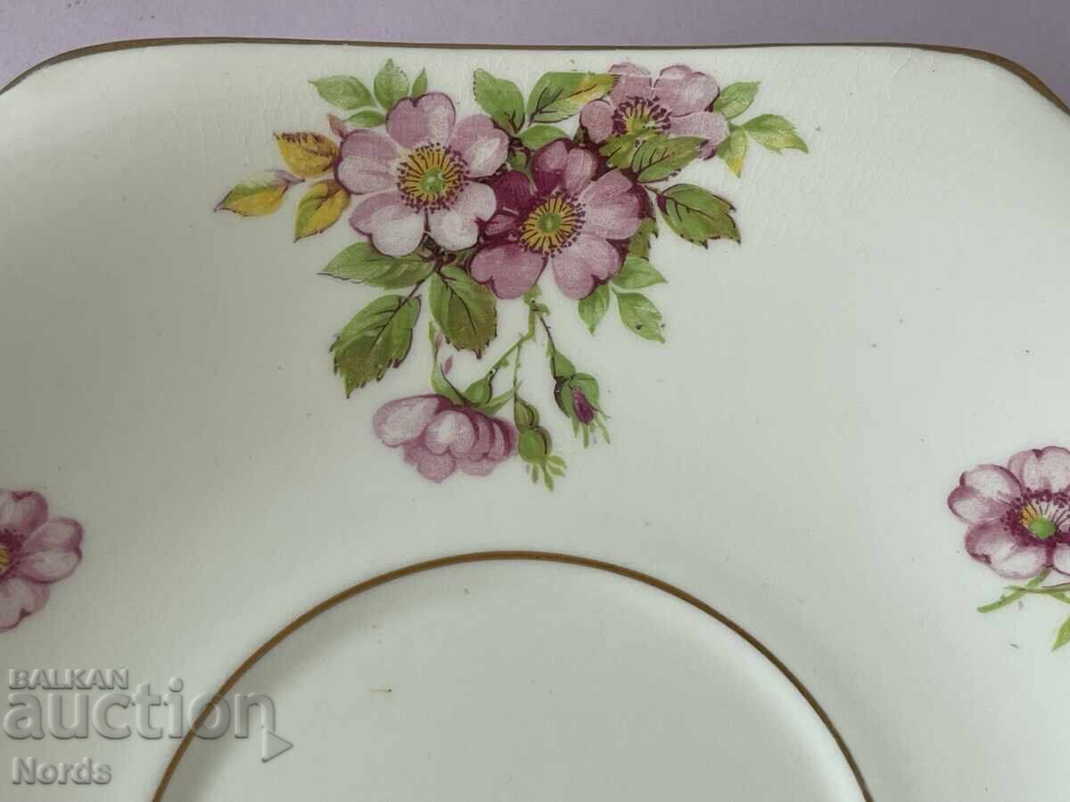 Аукцион DUCHESS Английско порцеланово плато