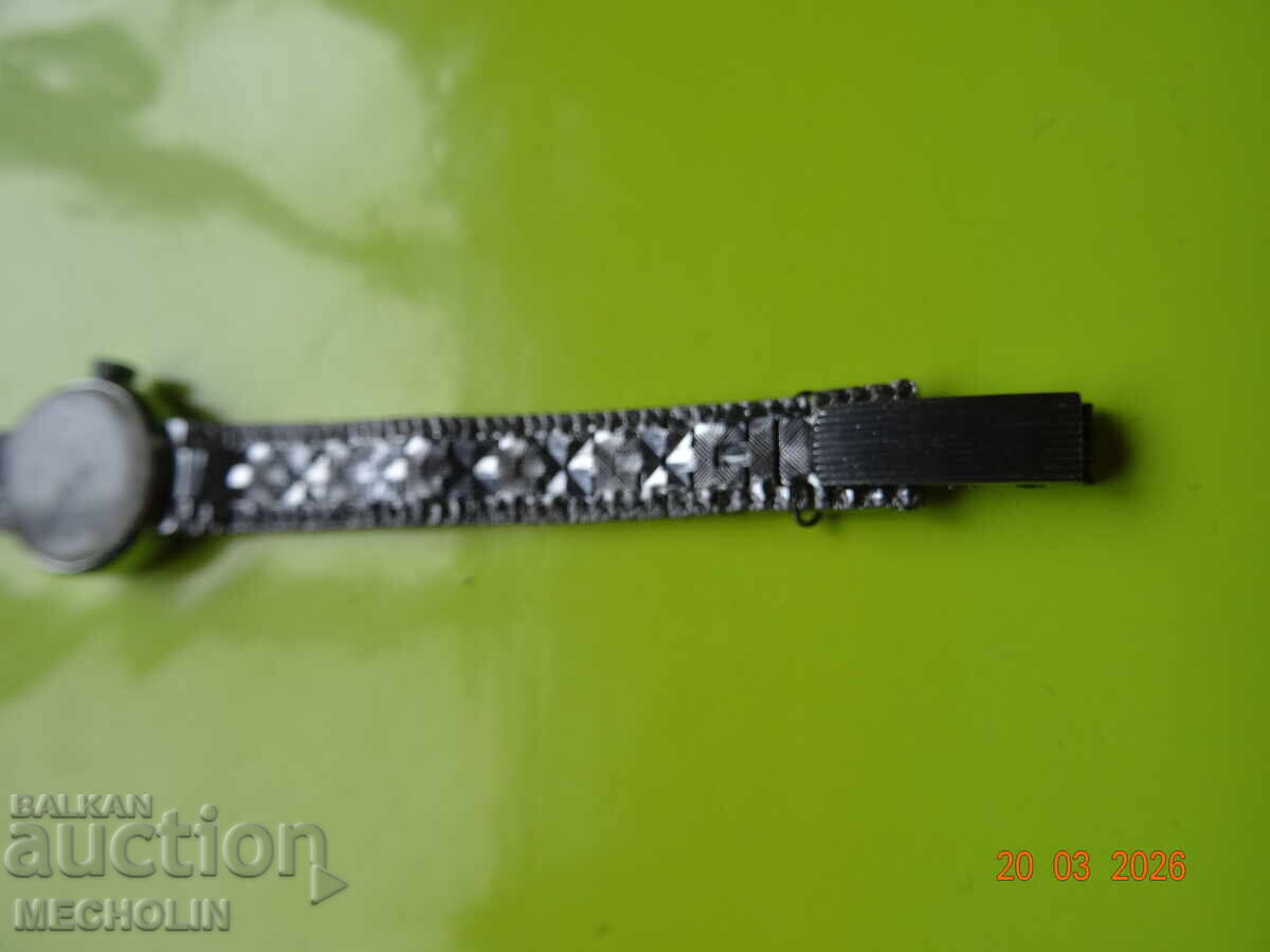 Ceas de colecție rusesc damă Chaika 2 cu preț € 8.00 | 15.65 BGN Ceas de colecție rusesc damă Chaika 2 cu preț € 8.00 | 15.65 BGN