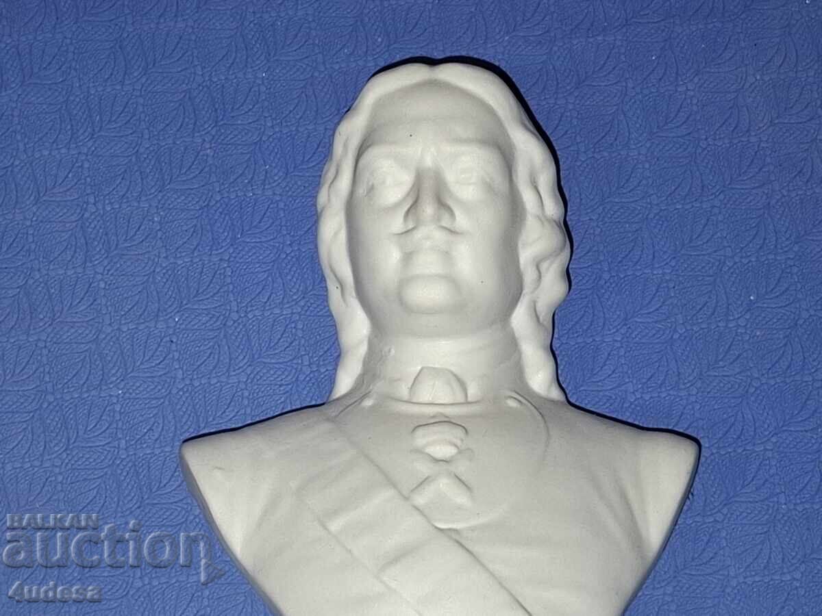 Петър Първи Велики руска СССР керамика / порцелан маркиран с цена € 50.00 | 97.79 лв. Петър Първи Велики руска СССР керамика / порцелан маркиран с цена € 50.00 | 97.79 лв.
