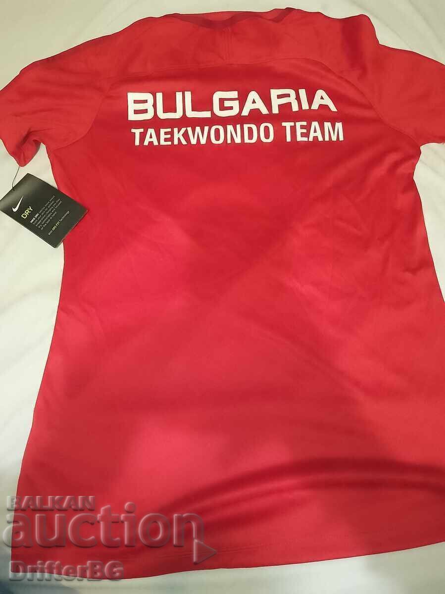 Nike ,  тениска нова  дамска  S