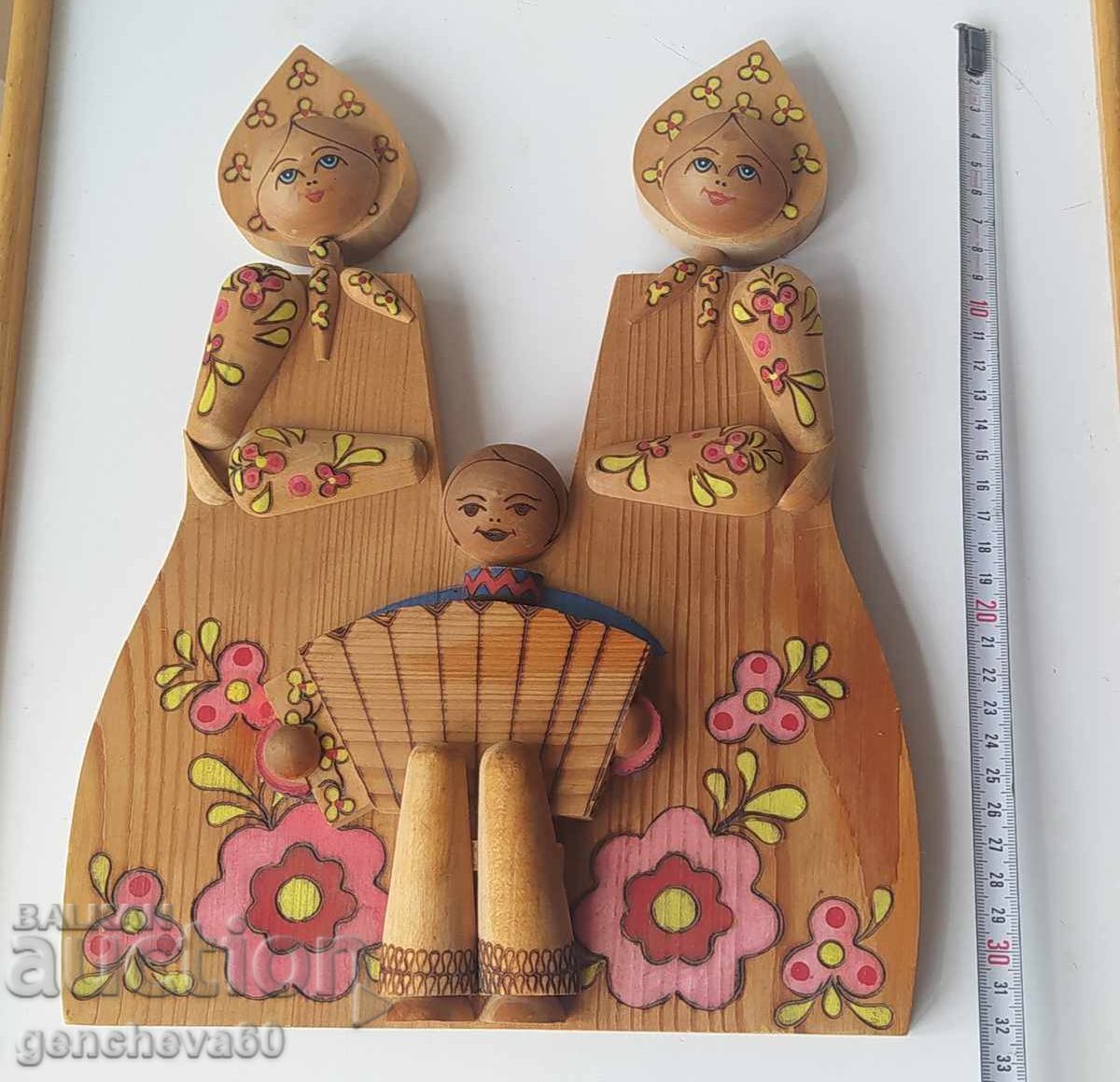 Ruska dŭrvena risuvana dekoratsiya za stena „Chastushki“ με τιμή € 12.00 | 23.47 BGN