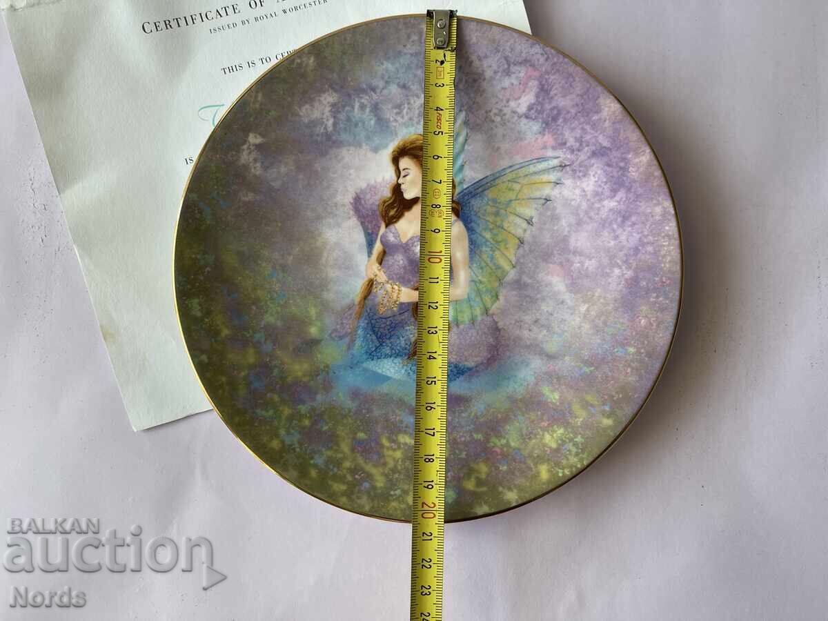 Royal Worcester beautiful plate The Opal Fairy - 6 Royal Worcester beautiful plate The Opal Fairy - 6