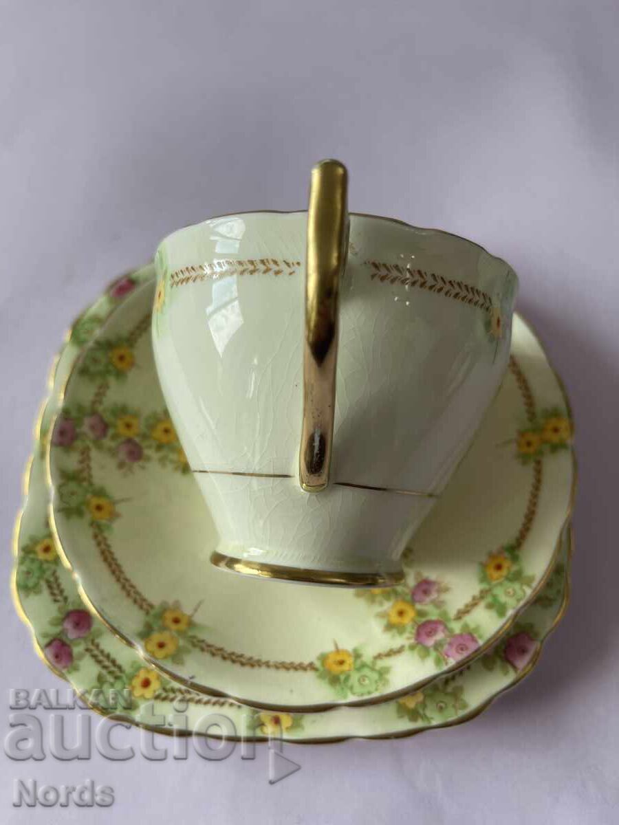 Παράδοση Σετ τριών τεμαχίων vintage Αγγλίας Παράδοση Σετ τριών τεμαχίων vintage Αγγλίας