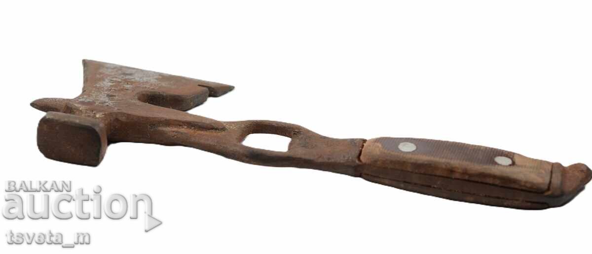Αρχαίο πολυλειτουργικό τσεκούρι - 6