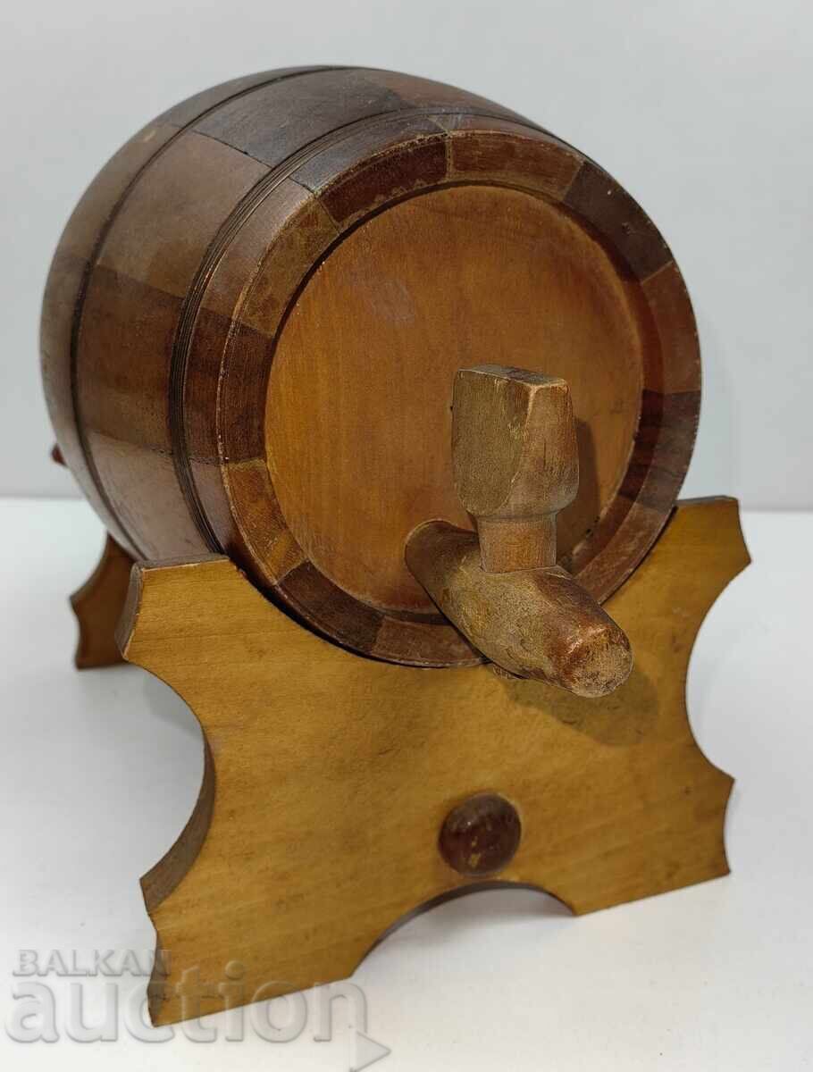 SŬD DŬRVEN BURENTSE BURE POSTAVKA DEKORATSIYA