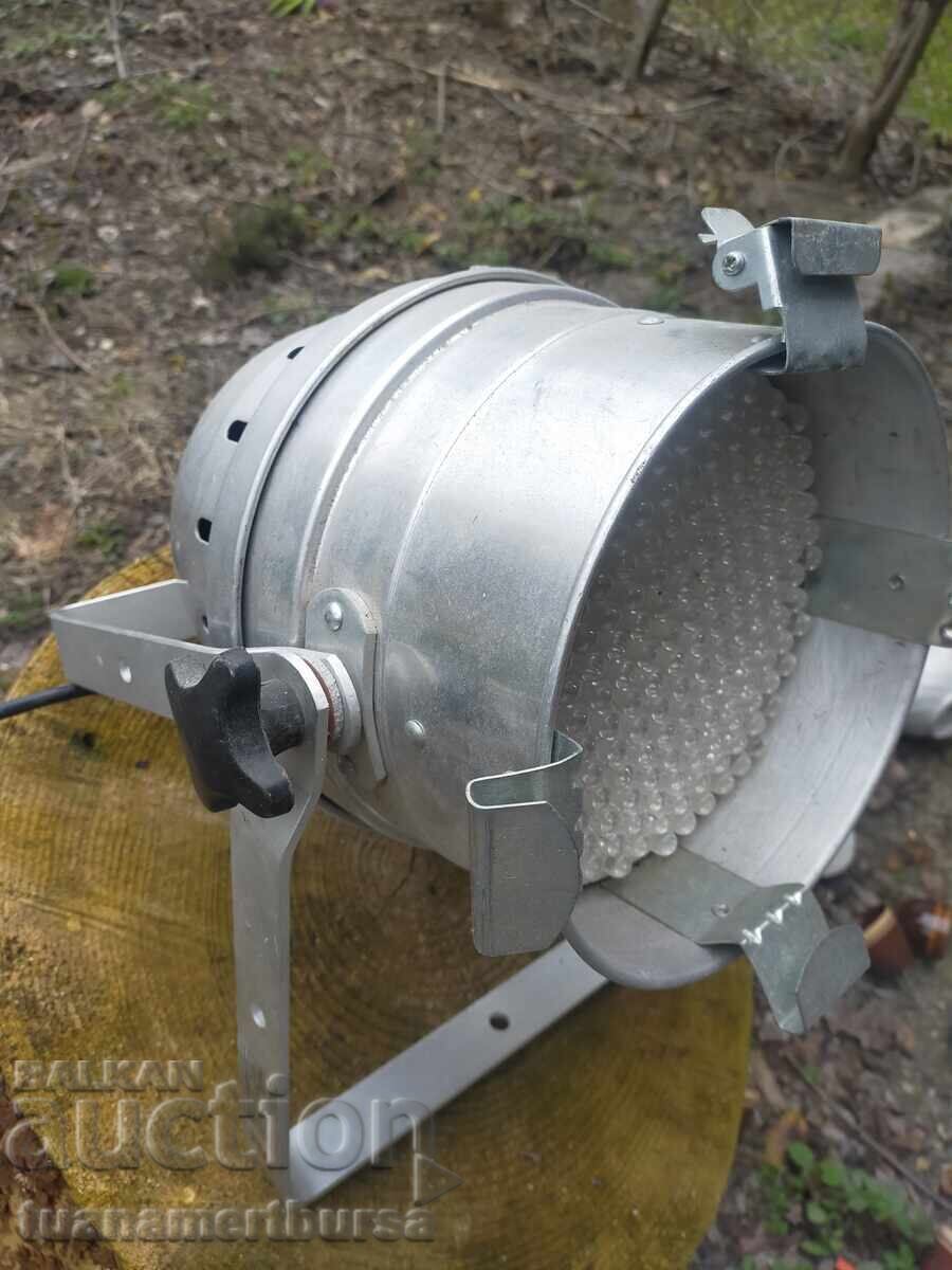 голям цветен проектор - 5