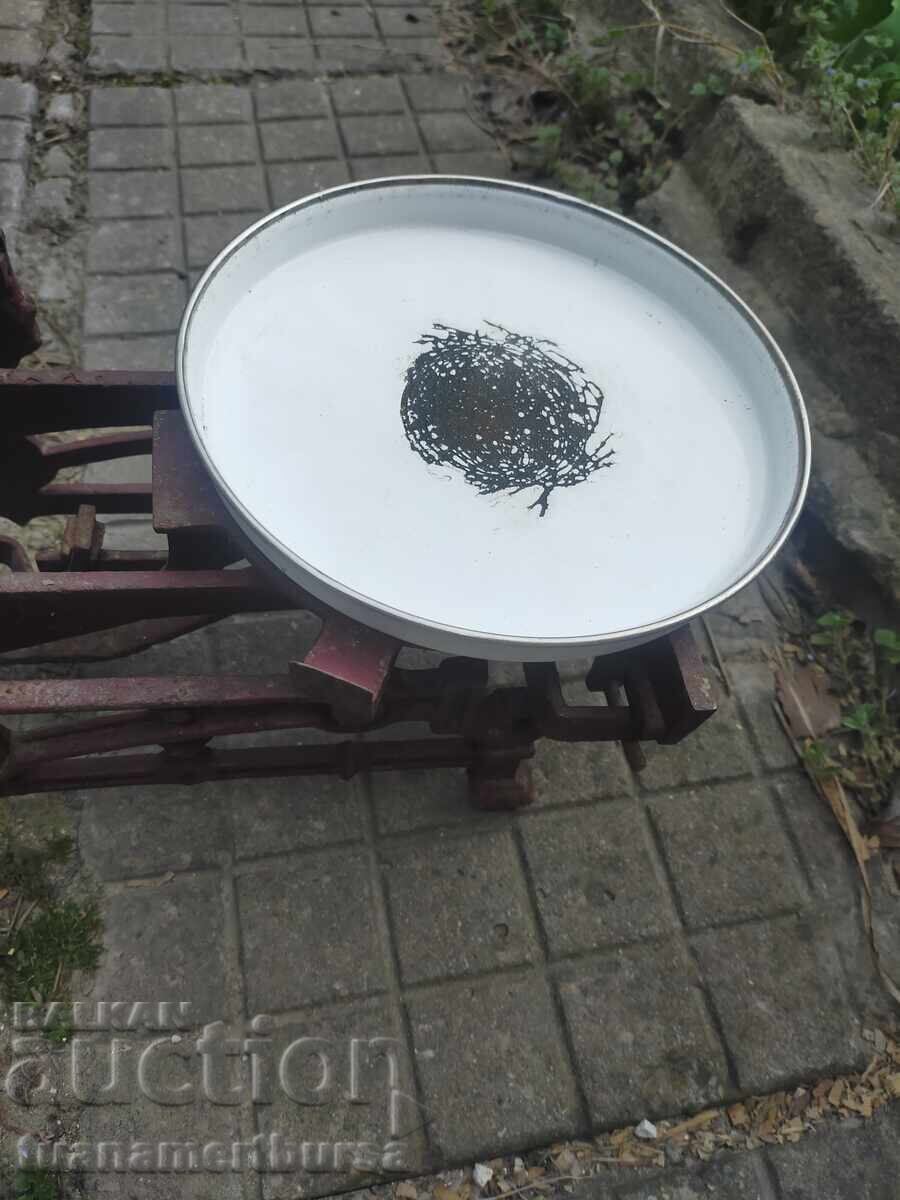 Auction old iron scales Auction old iron scales