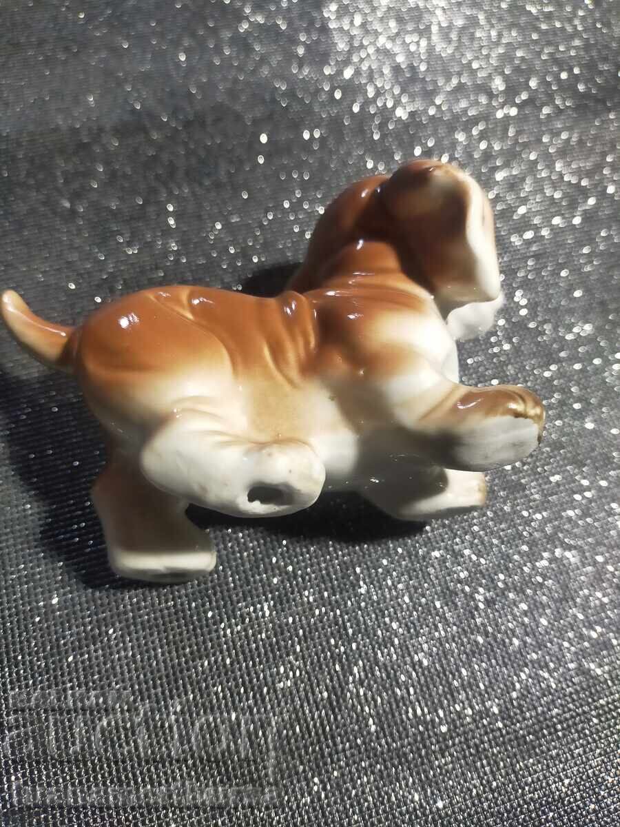 ένας σκύλος με τιμή € 15.00 | 29.34 BGN